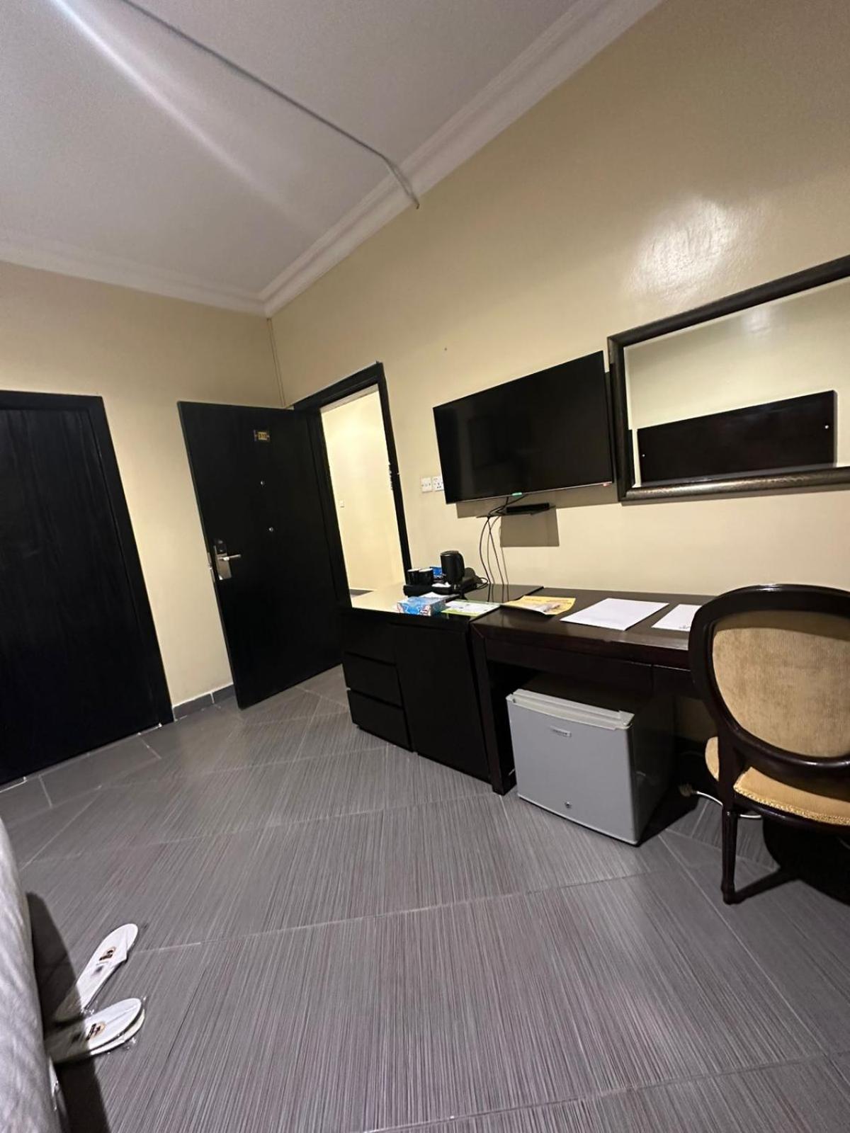 قصر الحمراء للأجنحة الفندقية Aparthotel Riyadh